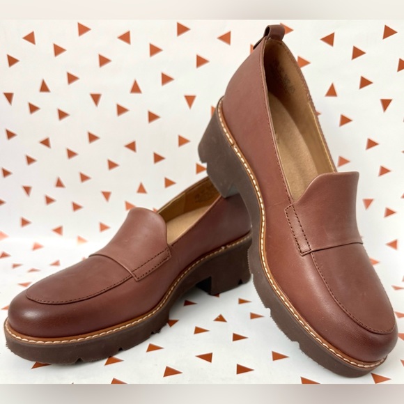 Women’s Naturalizer DARRY Lug Chunky Sole Loafers Rich Brown Leather Uppers 6.5 - Picture 1 of 12